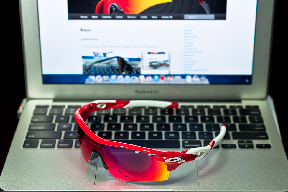 fr SGD$350 RADARLOCK™ PATH SKU# OO9181-16 Color: Infrared/Positive Red Iridium/VR28