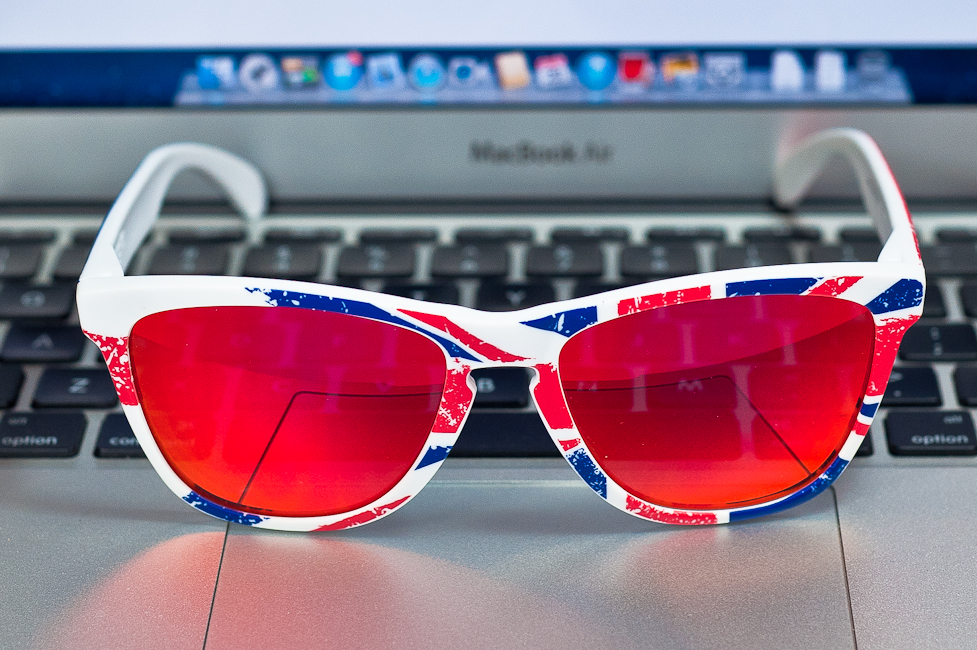 front details of Oakley 24-314 Union Jack/Ruby Iridium. Singapore@Wahliao.com