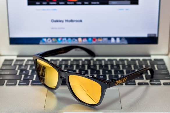 SGD$320 SHAUN WHITE SIGNATURE SERIES FROGSKINS® SKU# 24-272 @wahliao.com Singapore Color: Polished Black/24K Iridium