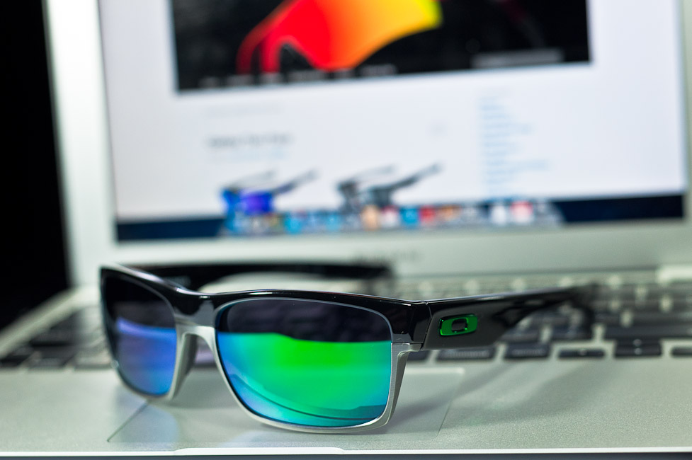 fr SGD$250 Oakley Two Face SKU# OO9189-04 Polished Black/Jade Iridium