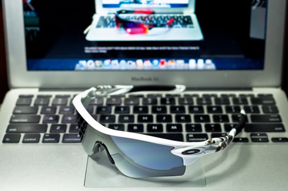 SGD$450 POLARIZED RADARLOCK™ PATH SKU# OO9181-20Color: Matte White/Grey Polarized & VR28 Black Iridium @Singapore