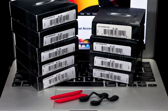 SGD$40 RADARLOCK™ FRAME ACCESSORY KIT SKU# 43-563 Color: Red