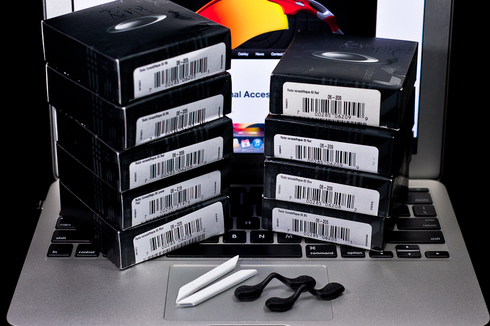 SGD$40 RADARLOCK™ FRAME ACCESSORY KIT SKU# 43-562 Color: White