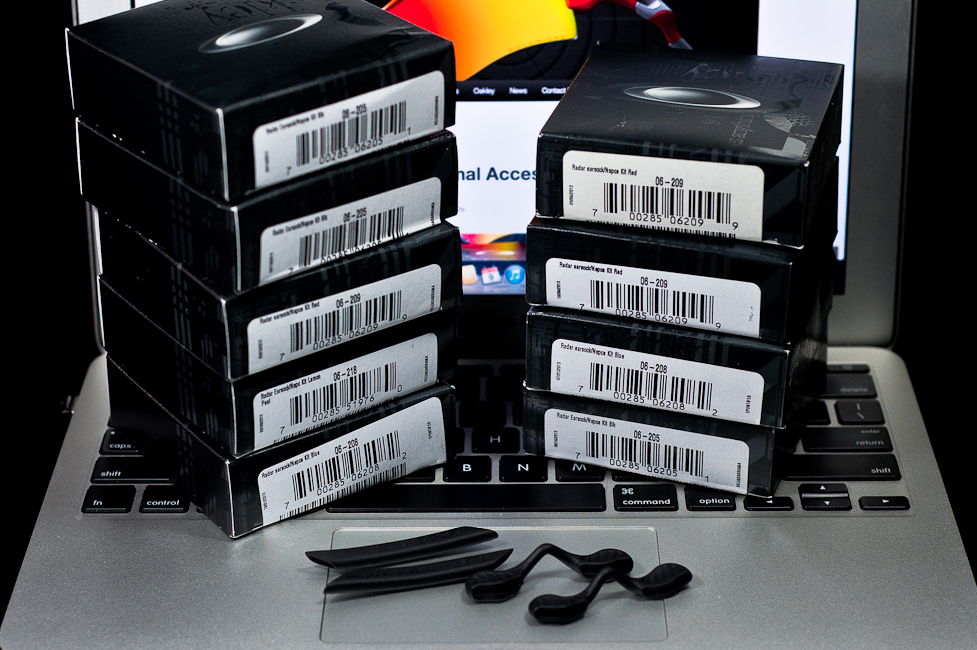 SGD$40 RADARLOCK™ FRAME ACCESSORY KIT SKU# 43-561 Color: Black