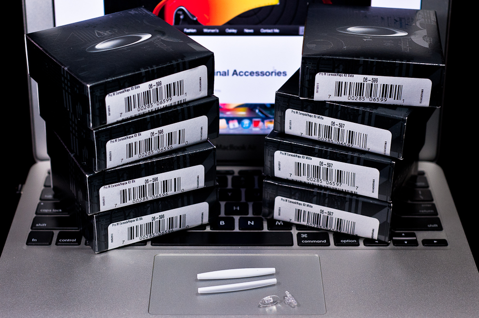 SGD$35 CROSSHAIR® FRAME ACCESSORY KITS SKU# 06-594 Color: White