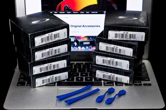 SGD$35 RADAR® FRAME ACCESSORY KITS SKU# 06-208 Color: Blue
