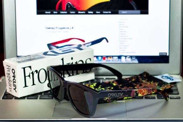 SGD$240 Oakley Frogskins Alpha Decay Matte Black/Dark Grey 24-401