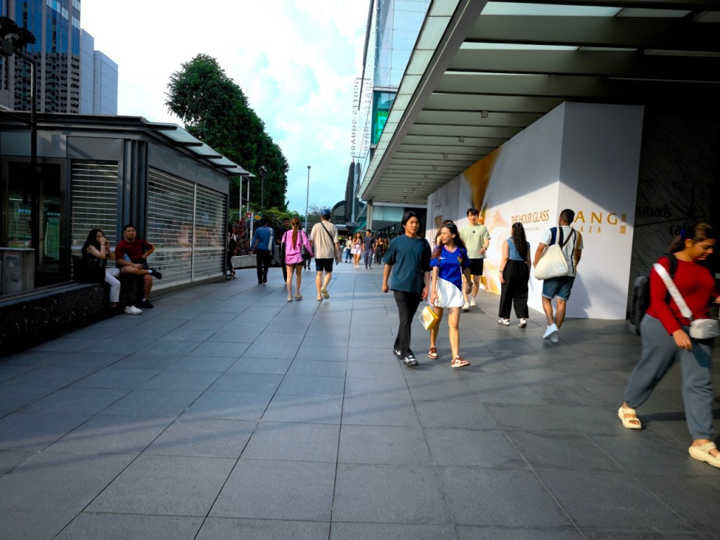 How To Shop Orchard Road Singapore | Ultimate Guide to Morning Walks, Underground Links, Malls, Food and Heat Survival